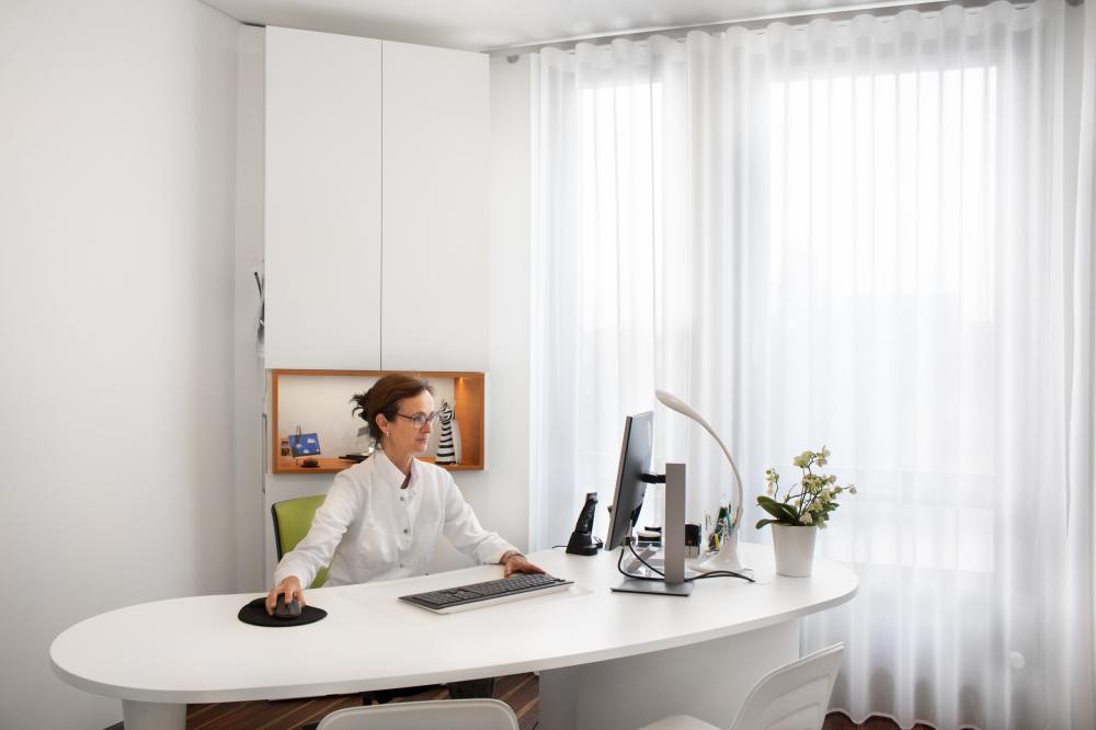 Sprechzimmer der Praxis RheumaMeilen